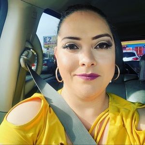 Meet your Posher, Lorena
